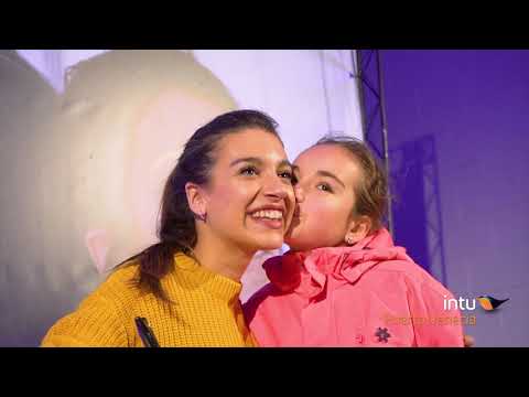 Preview image for the video "Firma de Ana Guerra en intu Puerto Venecia". Preview image for the video "Firma de Ana Guerra en intu Puerto Venecia".