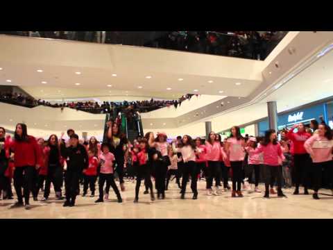 Preview image for the video "Flashmob Felicidad Puerto Venecia". Preview image for the video "Flashmob Felicidad Puerto Venecia".