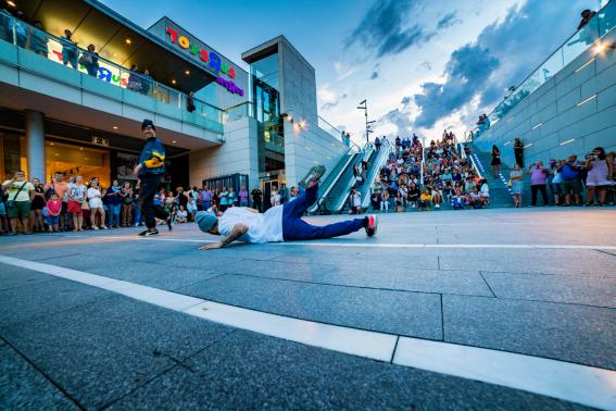 intu Puerto Venecia Baila 2018