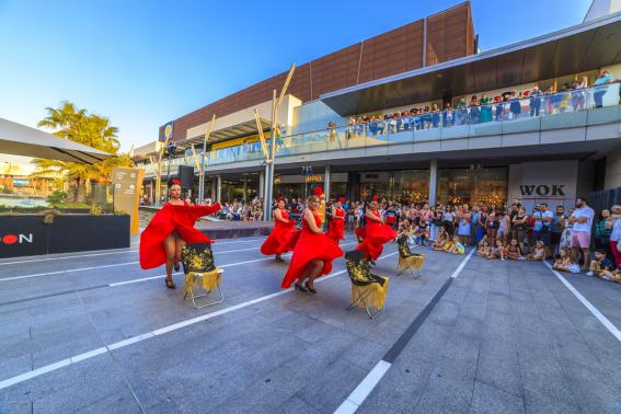 intu Puerto Venecia Baila