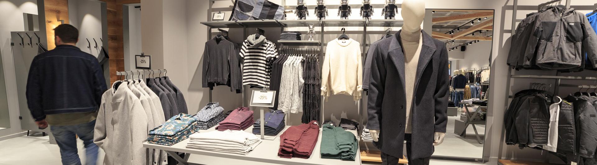 Jack & Jones inaugura establecimiento en Marineda City con más espacio y  nuevo concepto