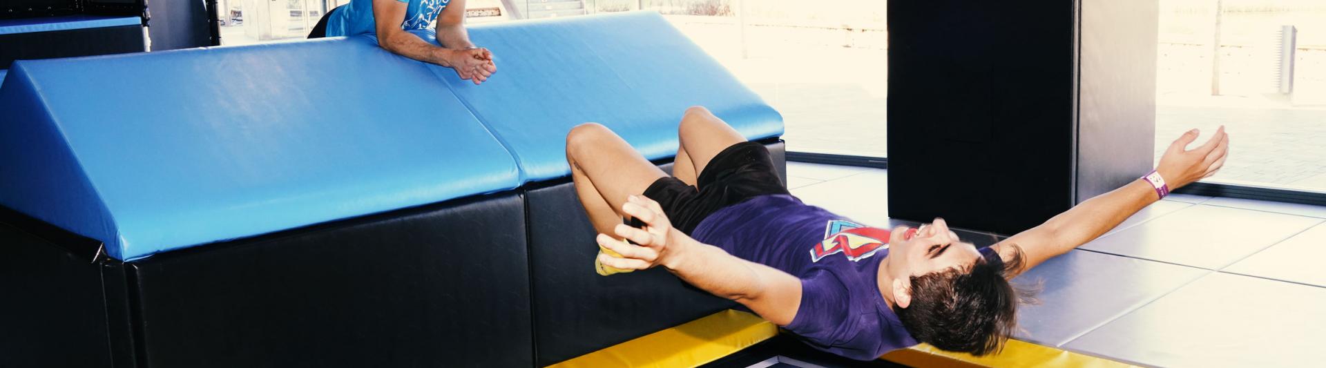 Larry Belmont monitor sílaba Extreme Trampoline Park | Puerto Venecia