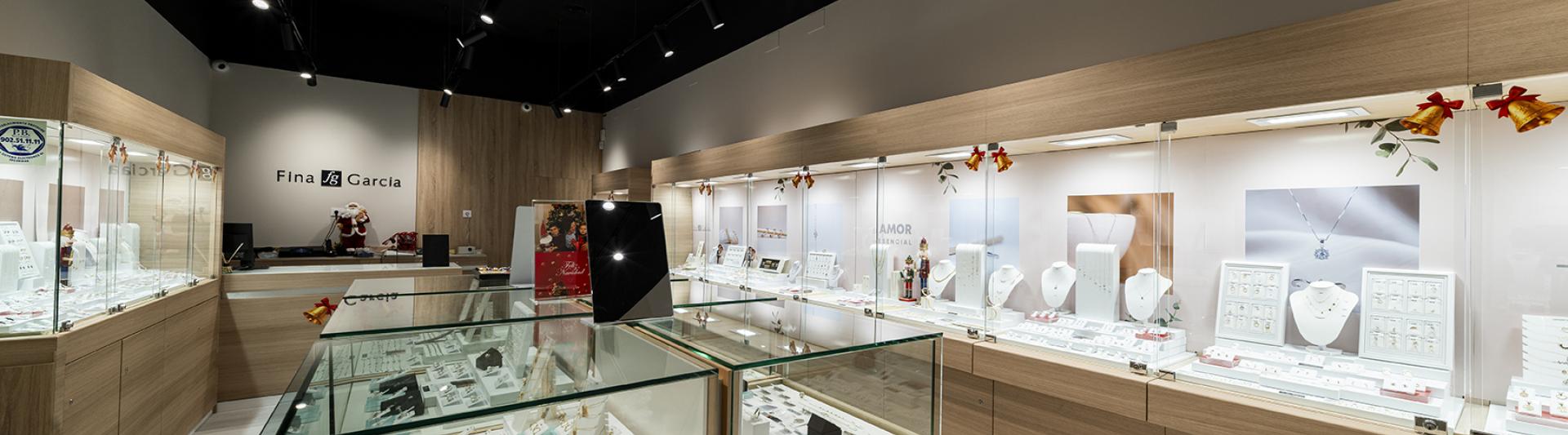 FINA GARCIA PUERTO VENECIA