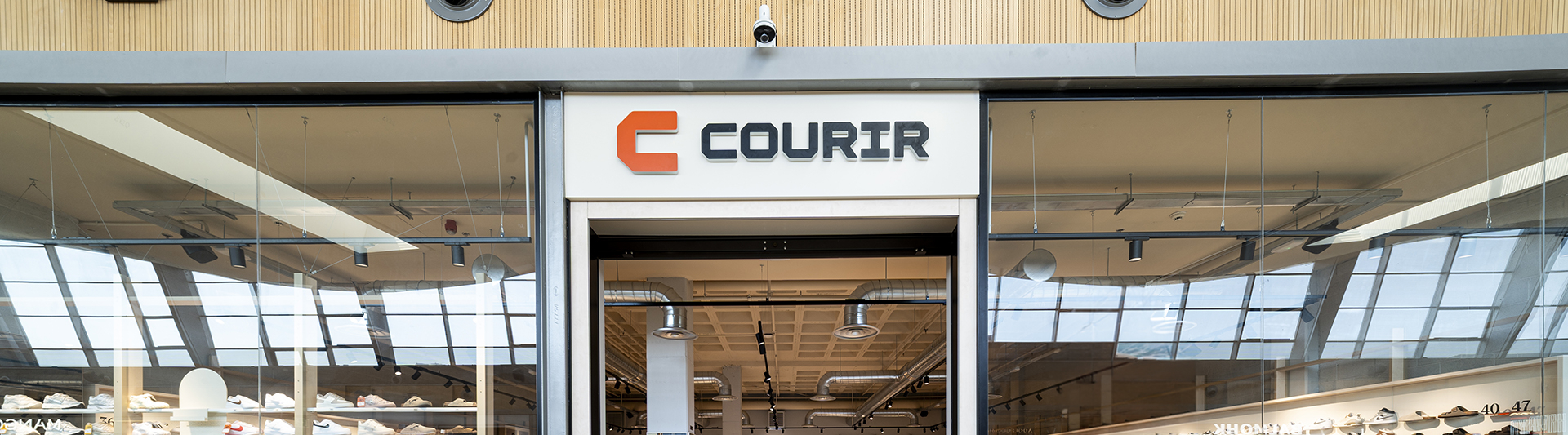 CURIER (2).jpg