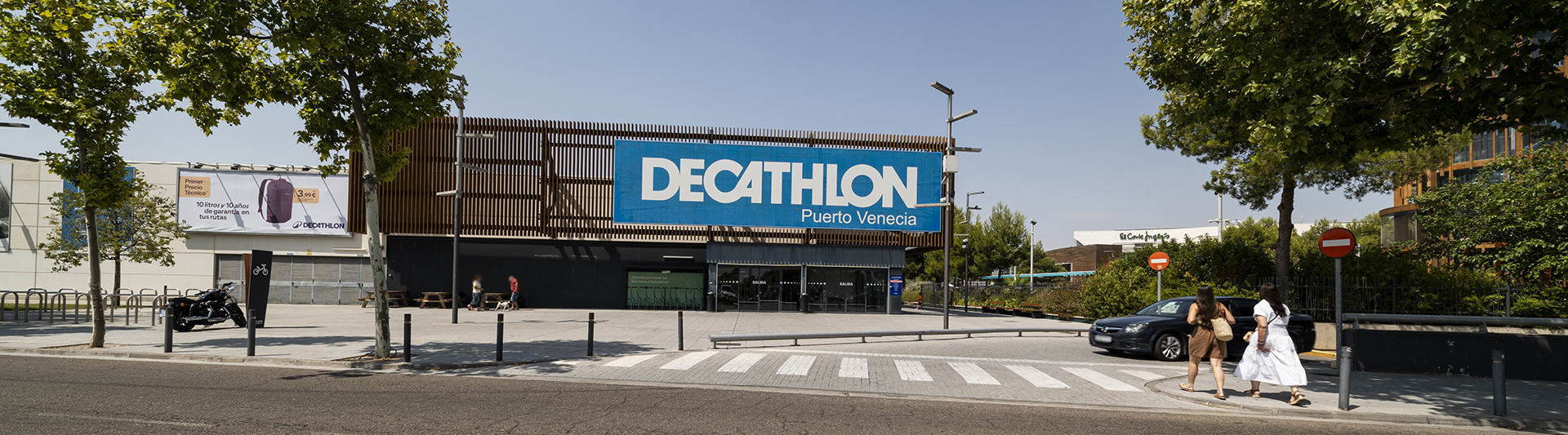 DECTHLON (4).jpg