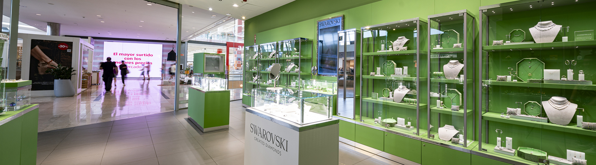SWAROVSKI (3).jpg