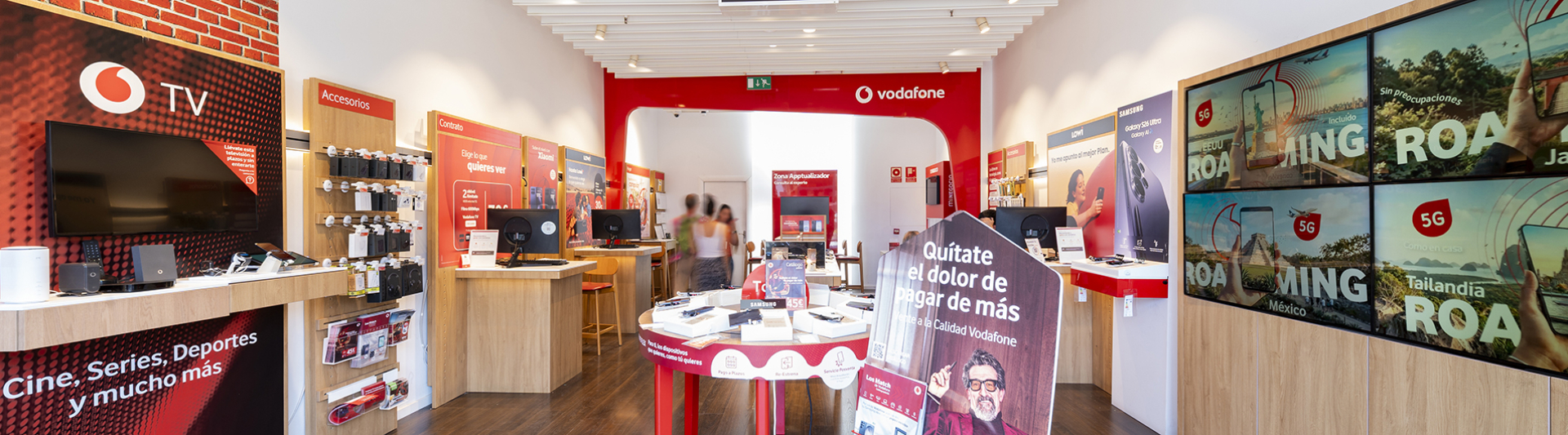 VODAFONE (3).jpg