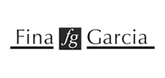 logo fina garcia.png